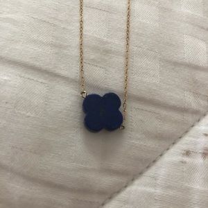 Blue Clover CWonder necklace